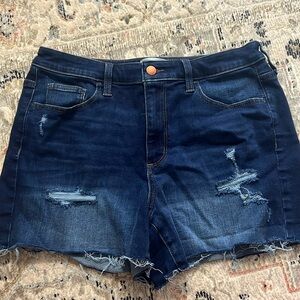 Universal thread Jean shorts.